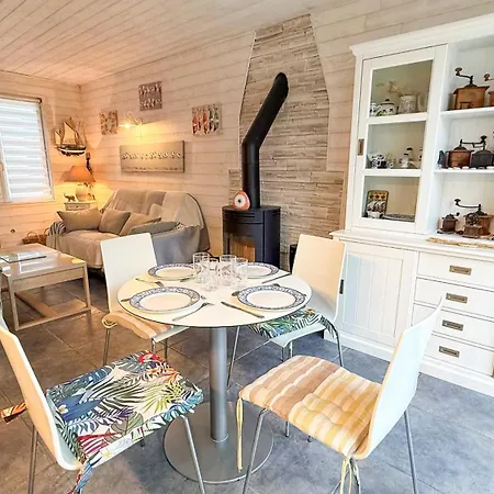 Charmante Maison A Deux Pas Du Marche Du Bois Villa *